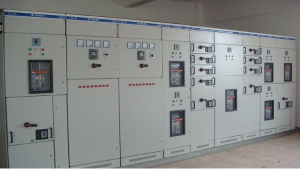 低壓配電柜詢價(jià)時(shí)需要關(guān)注哪些方面【千亞電氣】